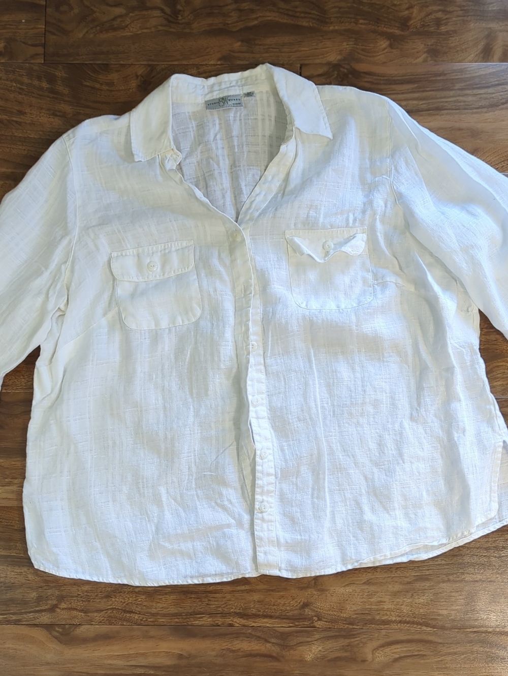 100% Linen White Lightweight Button-Up Shirt